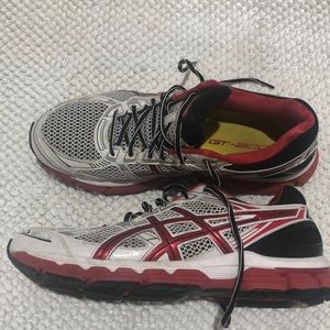 Pre-Owned Size 11 ASICS GT-3000 T308N Men’s Running/Athletic Shoes.